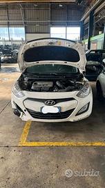 HYUNDAI i30 D4FB 1.6