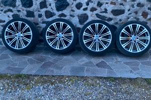 Cerchi /Pneumatici 245/40/19 KUMHO  Eksta