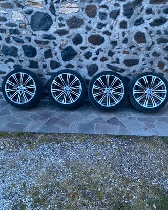 Cerchi /Pneumatici 245/40/19 KUMHO  Eksta