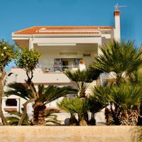 Marina di Ragusa - Villa con vista mare