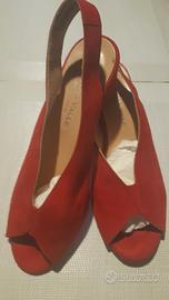 sandali in camoscio rossi