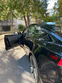 Tesla model 3 Highland Nera RWD