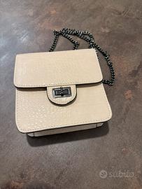 Borsetta tracolla in ecopelle