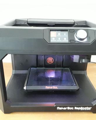 Stampante 3D Maker Bot Replicator