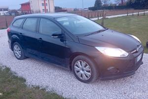 Ford Focus SW 1.6 TDCi 105 CV Cruise control
