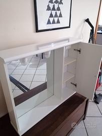 •Specchiera Bagno Contenitore