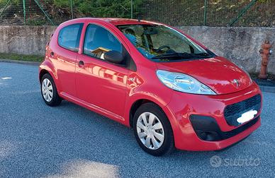 Peugeot 107 1.0 68CV 5p. Active - Neopatentati 