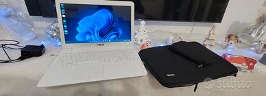 ASUS F556UV - 12 GB RAM- I7 - 120 SSD
