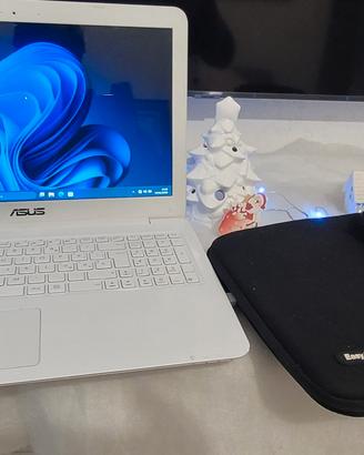 ASUS F556UV - 12 GB RAM- I7 - 120 SSD