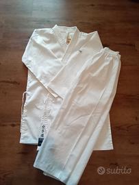 kimono kárate dechatlon nuovo con etichetta,180 cm