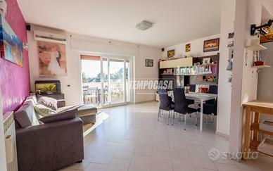 Trilocale ristrutturato - zona fiori alta