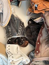 Stivali al polpaccio e alla caviglia