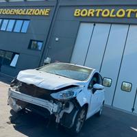 FORD B MAX per ricambi usati RTJC