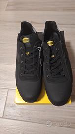 Scarpe antinfortumistiche