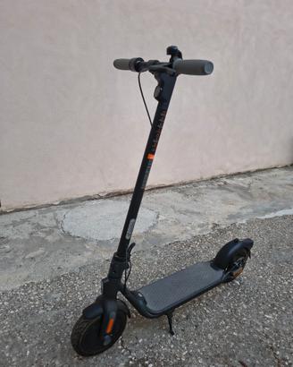 Monopattino elettrico Segway - Ninebot KickScooter