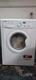 Lavatrice Indesit 6 kg, 1000 giri