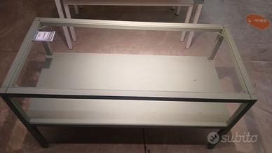 A1 Arredo negozio Tavolo legno vetro design