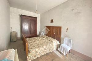 RUSTICO A MONTEFIASCONE