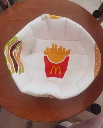 Una pallavolo McDonald's nuova