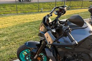 Yamaha MT-09 YAMT AKRAPOVIC MISTRAL GRAY