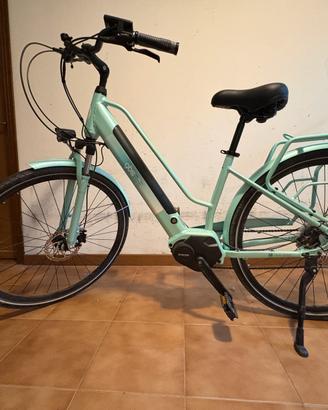 E-BIKE CITY / TREKKING