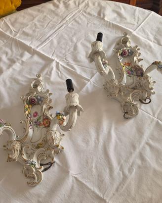 Coppia di applique Capodimonte