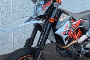 KTM SMC 690 ABS solo 5928 km