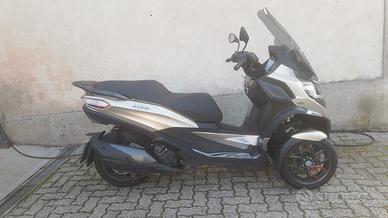 Piaggio MP3 530