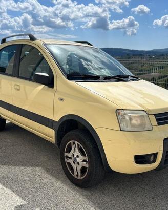 FIAT Panda 1.3 MJT 4x4 Climbing