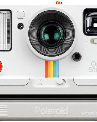 Polaroid One Step +