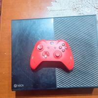 Xbox One con annesso pad