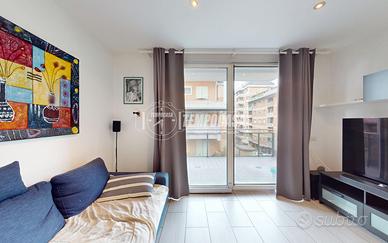 Bilocale con terrazzo in zona centrale