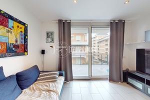 Bilocale con terrazzo in zona centrale