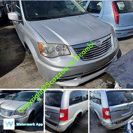 Ricambi vari Chrysler Voyager anno 2012 P