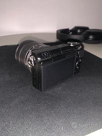 Sony Alpha NEX-3N (Sony E 18-55mm f/3.5-5.6 OSS)
