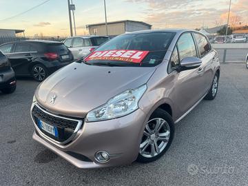 Peugeot 208 1.4 HDi 68 CV 5 porte Allure