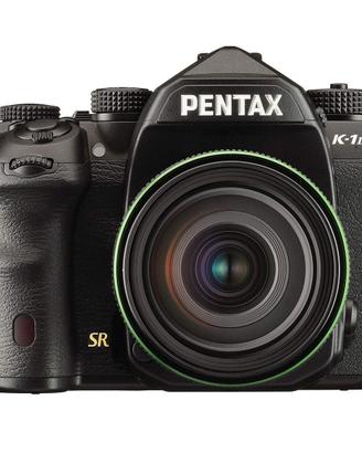 pentax k1 mark 2 con obiettivo 24-70 2.8