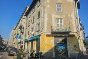 Immobile di 204 m² a Milano