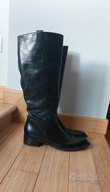 Stivali in pura pelle