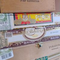 Scatole varie  legno sigari 