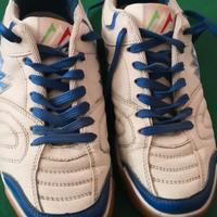 Scarpa calcetto Futsal indoor Agla. Modello F/40.