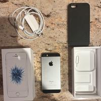 iPhone SE 32 GB 2016
