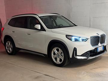 Bmw ix1 edrive 20 xline