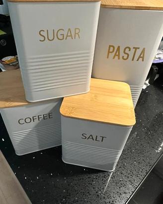 Set Contenitori da cucina con coperchio