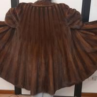 Pelliccia visone marrone lunga