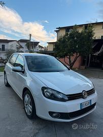 Volkswagen Golf 6 1.6 TDI 105Cv DSG Highline