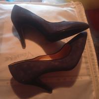 décolleté nero scamosciata 