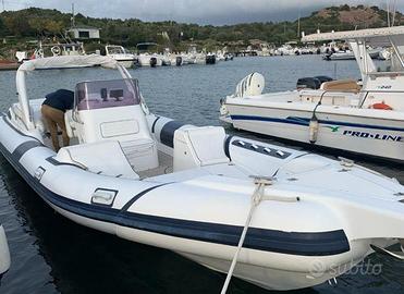 Gommone 9,90 con due motori entrobordo