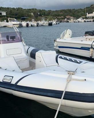 Gommone 9,90 con due motori entrobordo