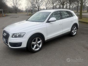 AUDI Q5 2.0 TDI QUATTRO S TRONIC